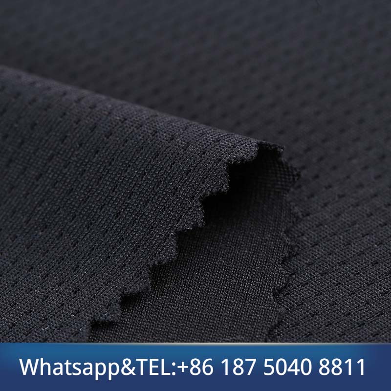Antibacterial skin-friendly and breathable knitted fabric